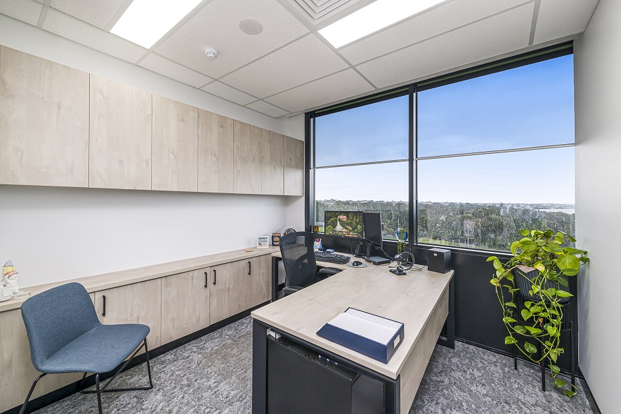 Office Ausminer Office with natural light